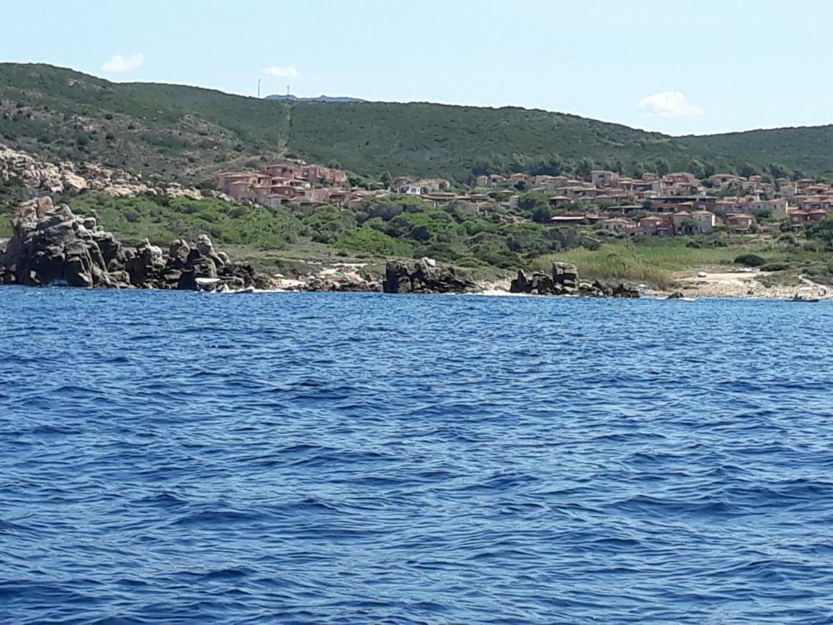 Appartamento Panoramico Calarossa Sardegna Ізола-Росса Екстер'єр фото