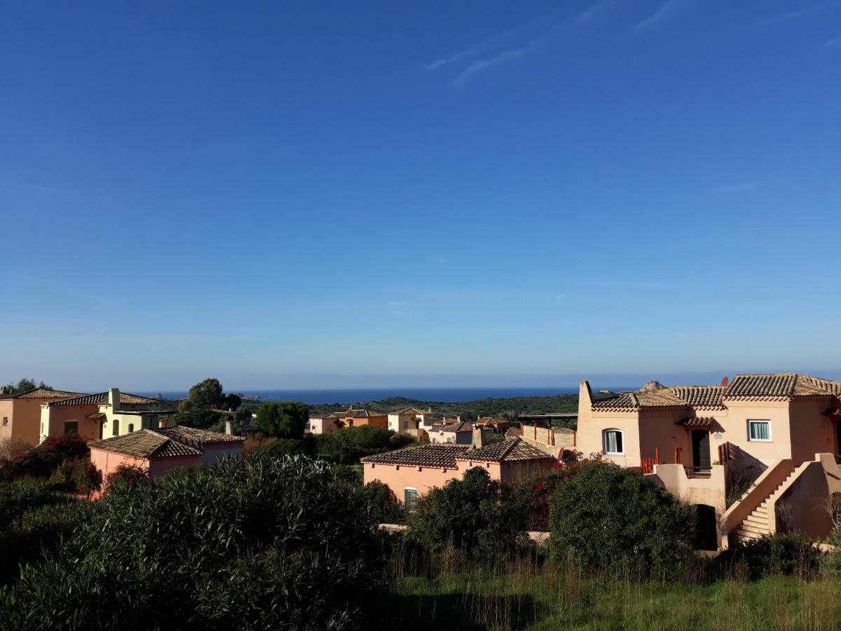 Appartamento Panoramico Calarossa Sardegna Ізола-Росса Екстер'єр фото